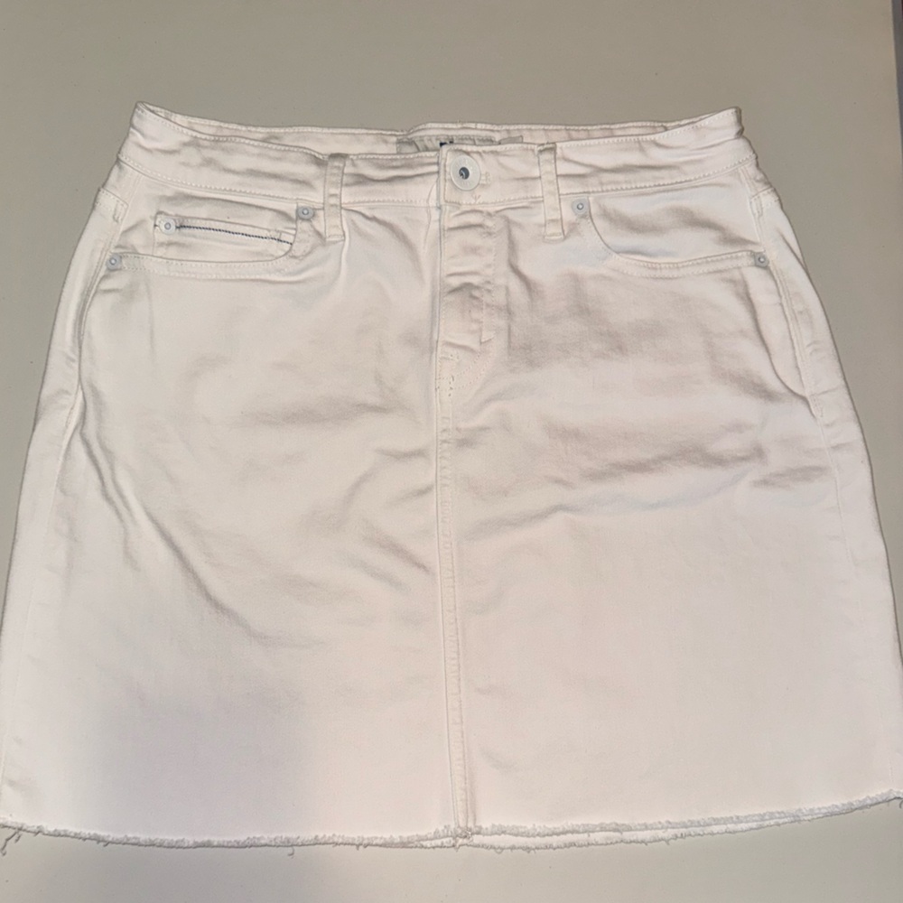Vineyard Vines Women's White Jean Skirt
